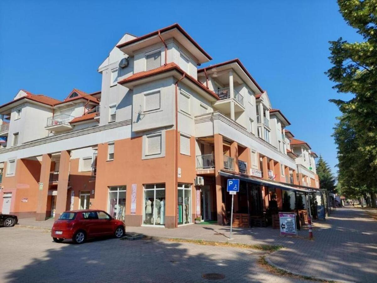 Boroka 3 Apartman Hajdúszoboszló Exterior foto